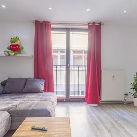 Arbeitsplatz, Tiefgaragenstellplatz, 4k Tv Netflix Apartment Leipzig